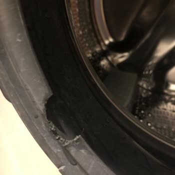 Bosch Çamaşır Makinemin Lastiği Parçalandı