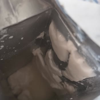 A101 Tarihi Geçmiş Süt Satmaları