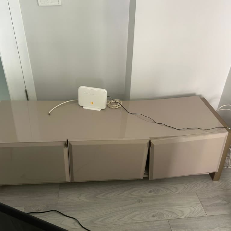 Diamoss Mobilya TV Ünitesi Ve Masa Sandalye Alışverişinde Büyük Hayal Kırıklığı!