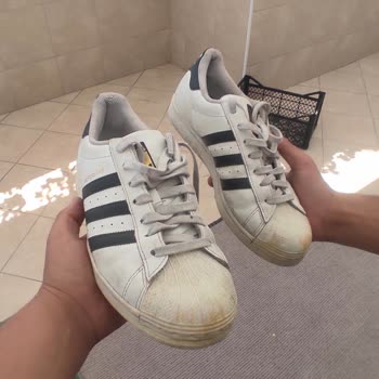 adidas Garanti Deki Ayakkabı Sararıp Geri Geldi