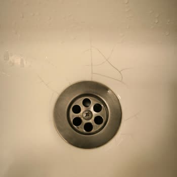 Cera Style Lavabo Çatlakları