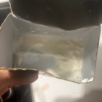 İzmir Büyükşehir Belediyesi Süt Kuzusu Bozuk Sütleri