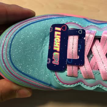 Skechers Online Defolu Ürün Göndermesi!