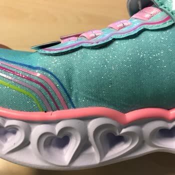 Skechers Online Defolu Ürün Göndermesi!