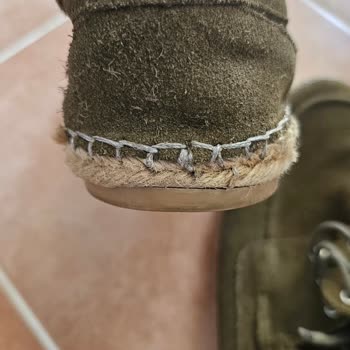 Derimod Ayakkabı 4. Giymemde Dağıldı