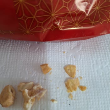 Ege Yükselen Kuruyemiş Aldığım Kajunun Kurtlu Çıkması