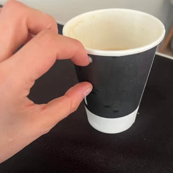 Coffy Çalışanın Üslubu (sahibi Avukatmış, Benimle Tehditvari Konuşması)