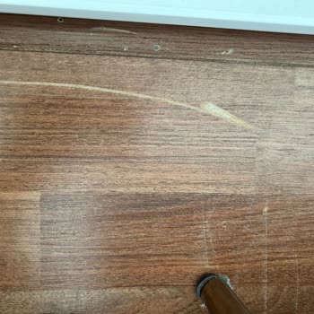 Kelebek Mobilya Basit Bir Tamiratı Aylardır Yapamadı