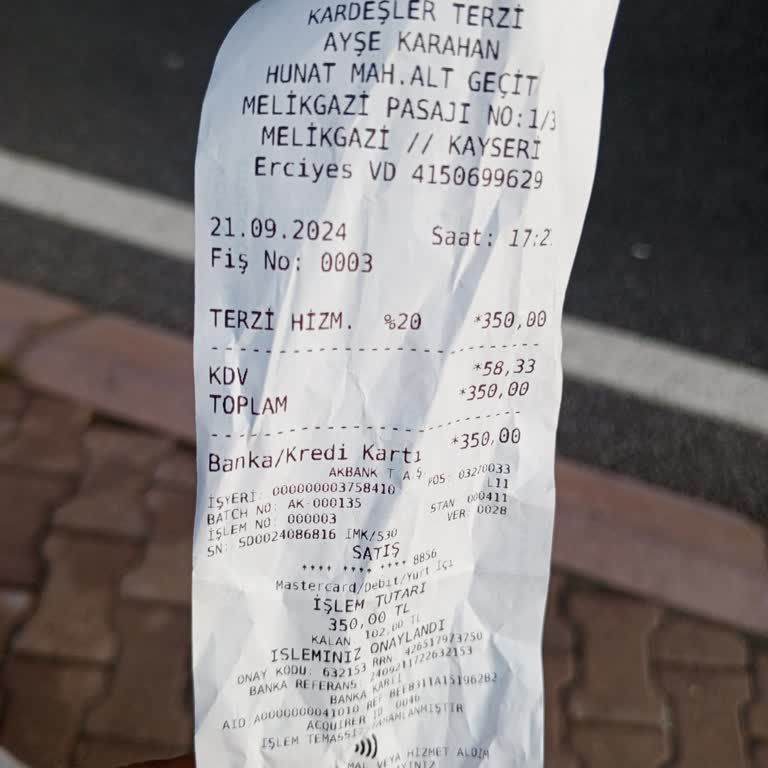 Kardeşler Terzi Pantolon Daraltma Hizmeti İçin Aşırı Yüksek Ücret Talebi