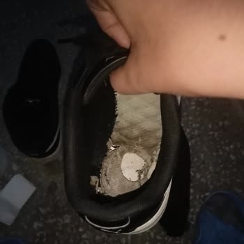 Puma Marka Ayakkabıda Çok Ciddi Şekilde Taban Çökmesi