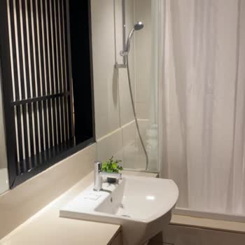 Setur Phuket Turu Lağım, Rutubet Kokan Bir Otel Ve Rehberin Olmaması.