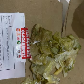 Burger King Geç Teslimat Ve Kalitesiz Ürünler