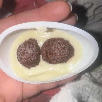 Kinder Joy Üstünde Garip Şeyler