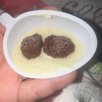 Kinder Joy Üstünde Garip Şeyler