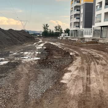 Diyarbakır Yenişehir Belediyesi Asfalt Yol Çalışması