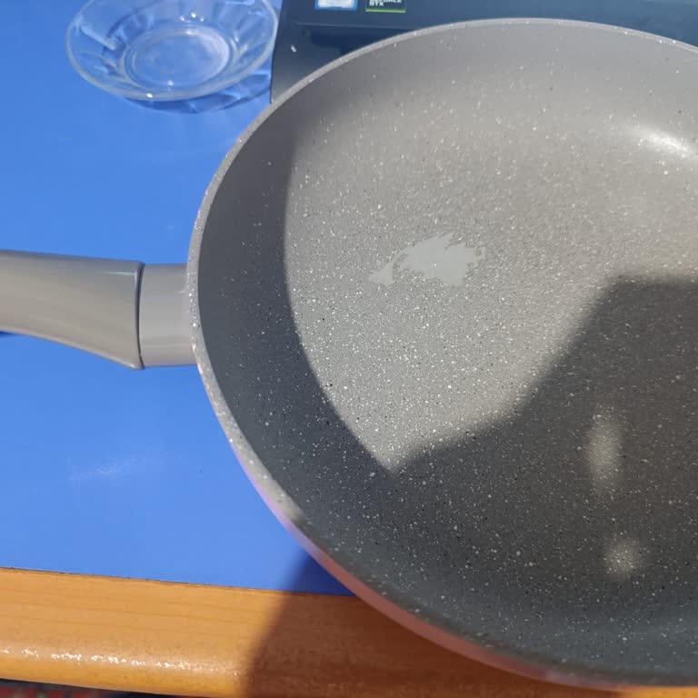 Korkmaz Mutfak Eşyaları Korkmaz Tencere Seti Tava İç Kısımdaki Sorun