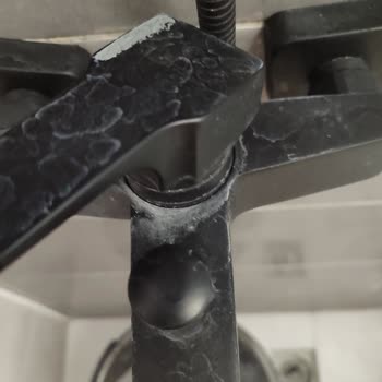 Newarc Newark Ürünün Arkasında Durmuyor