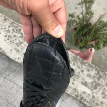 FLO Ayakkabı FLO Ve Lotto Marka Ayakkabı Garantilerinin Arkasında Durmuyor