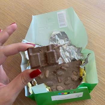 BİM Çikolata Hep Bayat