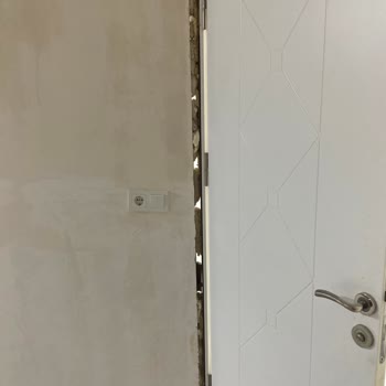 Armut Her Kapı Takan Kişi Kapı Ustası Olmamalı