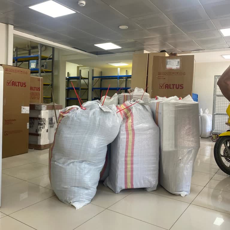 PTT Kargo Kayıp Kolimin Bulunması İstiyorum