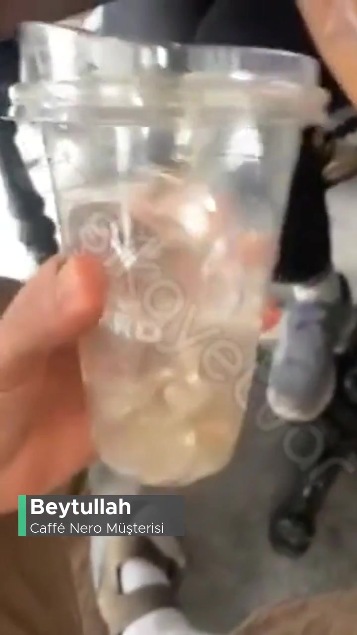 Caffé Nero  Kahve Yerine Buz Satıyor! videonun kapak resmi