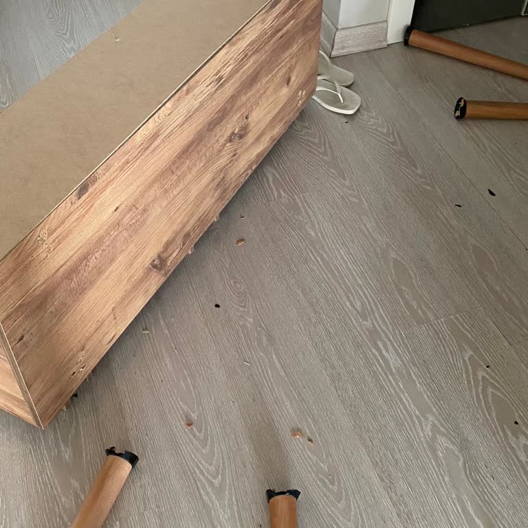 Derya Dekor Ürün Kurulumu Yapıldıktan Sonra Parçalara Ayrıldı