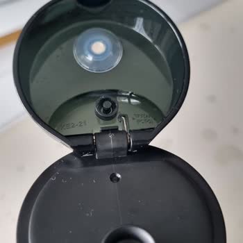 Uzspace Suluk Kapağı Tıpa Düşüp Kayboldu