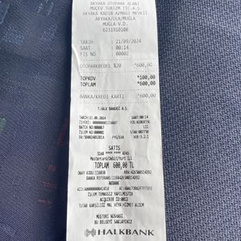 Akyaka Belediyesi Otopark Akyaka Yabancı Plaka Araçlardan Fazla Ücret Alınıyor