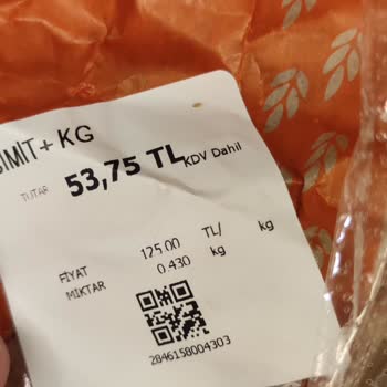 File Market Marketten Alınan Simitte Yabancı Madde Bulundu