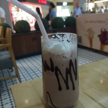 Mola Fırın Ürünün İçinde Olmaması Gereken Plastikler Cam Kırıkları Gibi Malzemeler Çıktı!