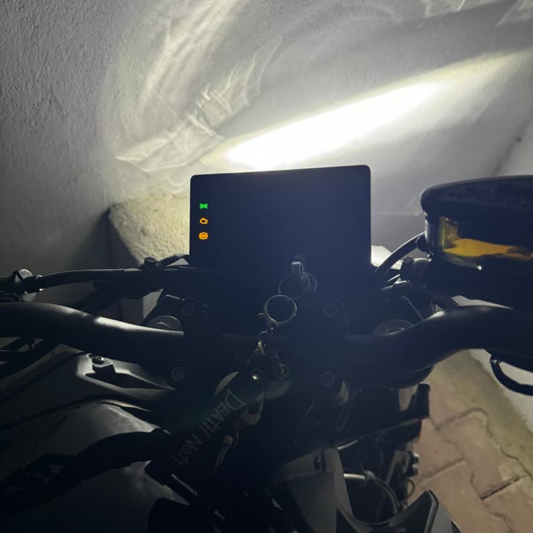 CFMOTO Cf 650NK Ekran Arızası