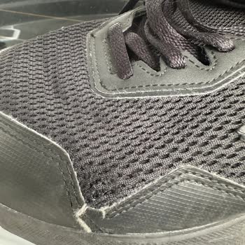 Adidas Müşterilerini Mağdur Ediyor