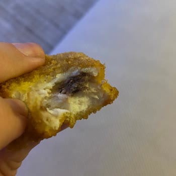 Burger King Nugget İçerisinden Çıkan Yabancı Madde Şoku