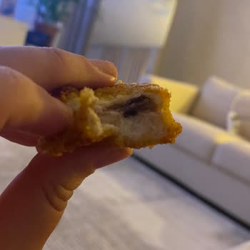 Burger King Nugget İçerisinden Çıkan Yabancı Madde Şoku