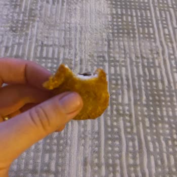 Burger King Nugget İçerisinden Çıkan Yabancı Madde Şoku