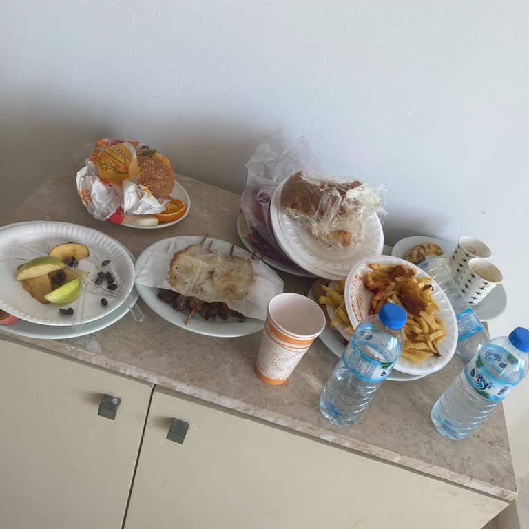 Jura Hotels Kemer Resort Restorant Şefi Çok Eğitimsiz