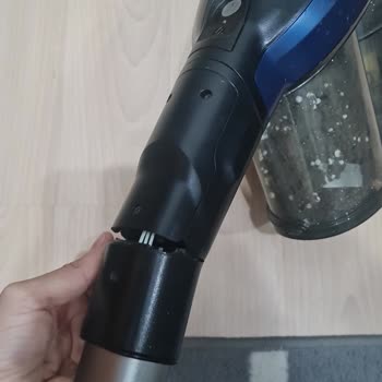 PHILIPS Ev Aletleri Philips 8000 Dikey Süpürge Dayanıksızlığı