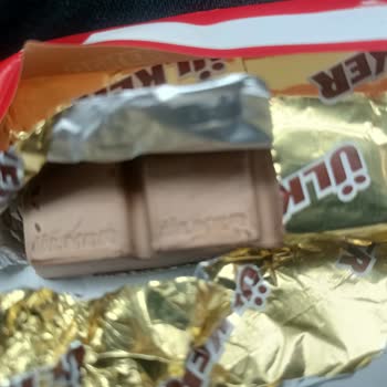 Ülker Sütlü Çikolata Beyazlaşması