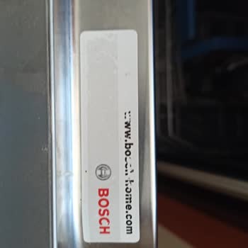 Bosch Bulaşık Makinesi Inox Olmasına Rağmen PASLANDI, FİRMA Çözmedi