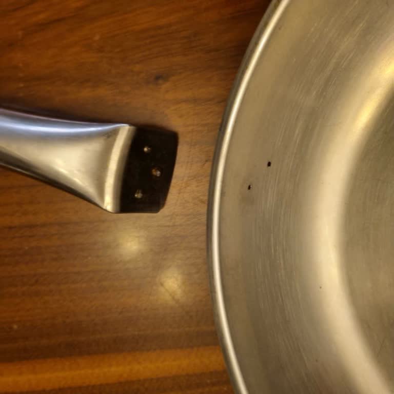 Karaca Sattığı Ürünün Arkasında Durmuyor