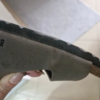 Birkenstock Hatalı Ürün Satıp Markanın Arkasında Durmaması