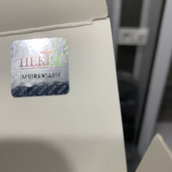 Argivit Patlayan Vitamin Şurubu Ve İlgisiz Firma