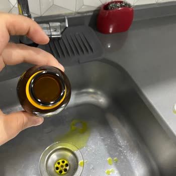 Argivit Patlayan Vitamin Şurubu Ve İlgisiz Firma