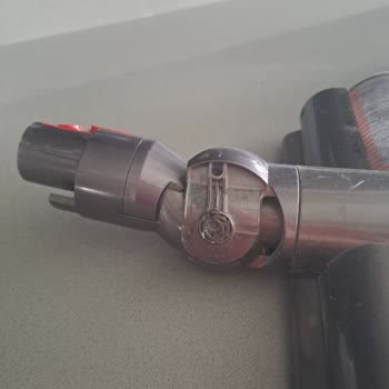 Dyson Yedek Parça Ve Servis Politikasını Kendine Göre Belirliyor!