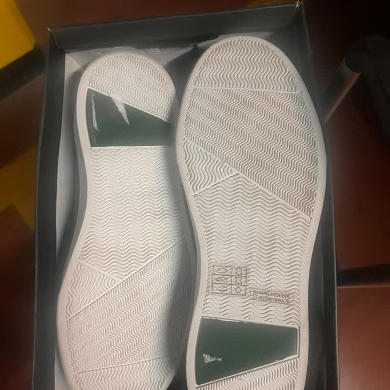 Divarese Online Siparişte Kullanılmış Ayakkabı Ve İade Sorunu