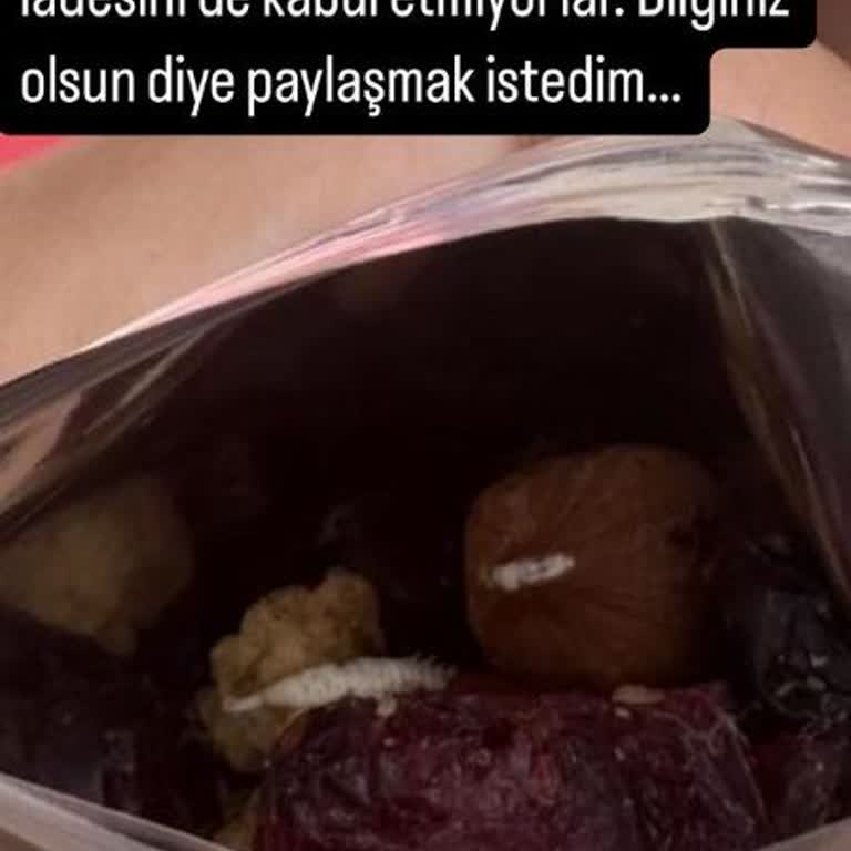 Organik Aile Kurtlu Kuruyemiş Satıp İade Kabul Etmiyor!