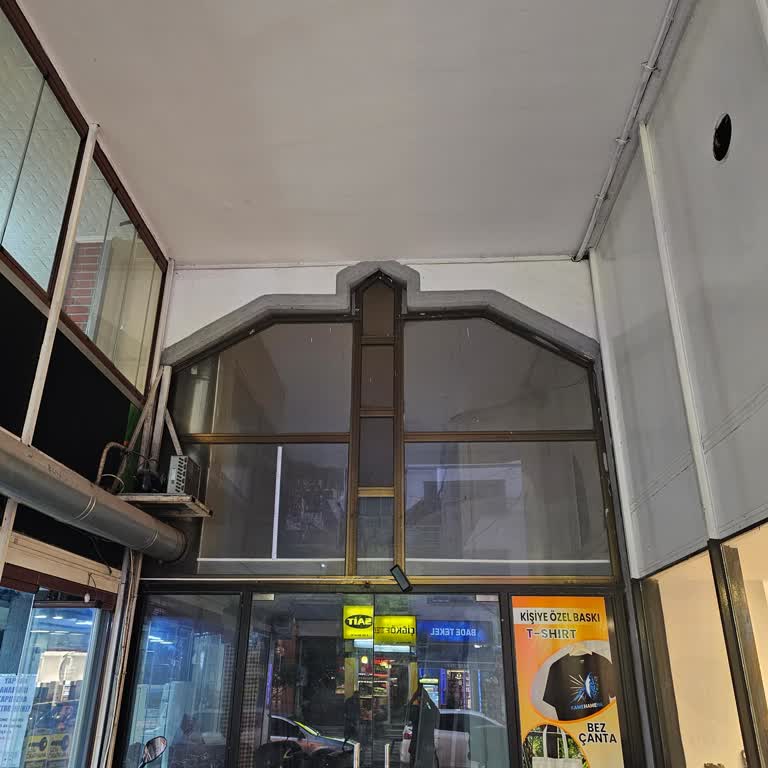 Bolu Belediyesi Merkezde Pasaj Alanının İzinsiz Kapatılması Sorunu