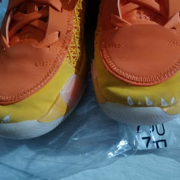 10 Günde Yıpranan Nike Ayakkabı