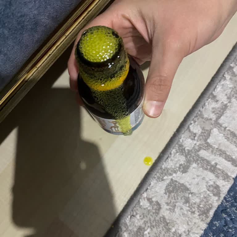 Argivit Şurup Açarken Köpürdü